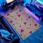 Color pop area carpet with geometric pattern for modern décor
